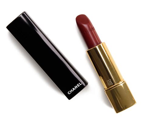 Chanel caractere 212 rouge